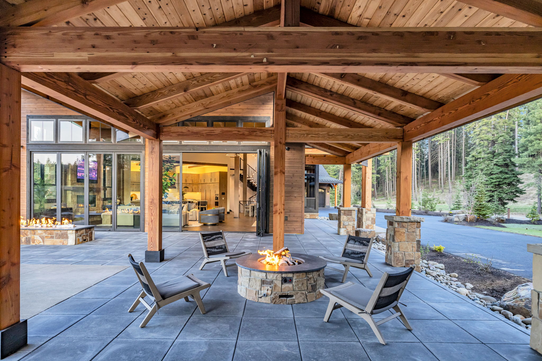 outdoor amenities at the grand retreat