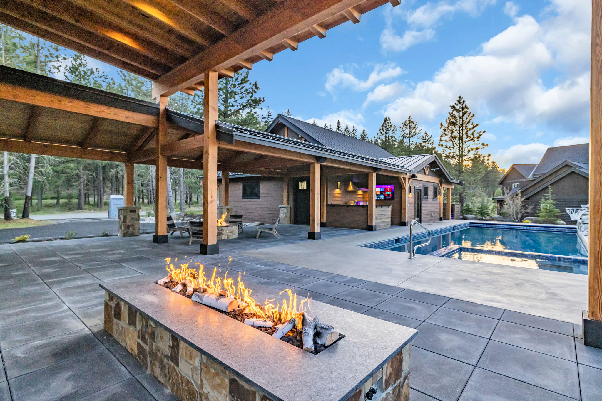 Outdoor Entertainment Area