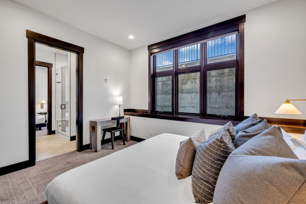 bedroom with a bathroom